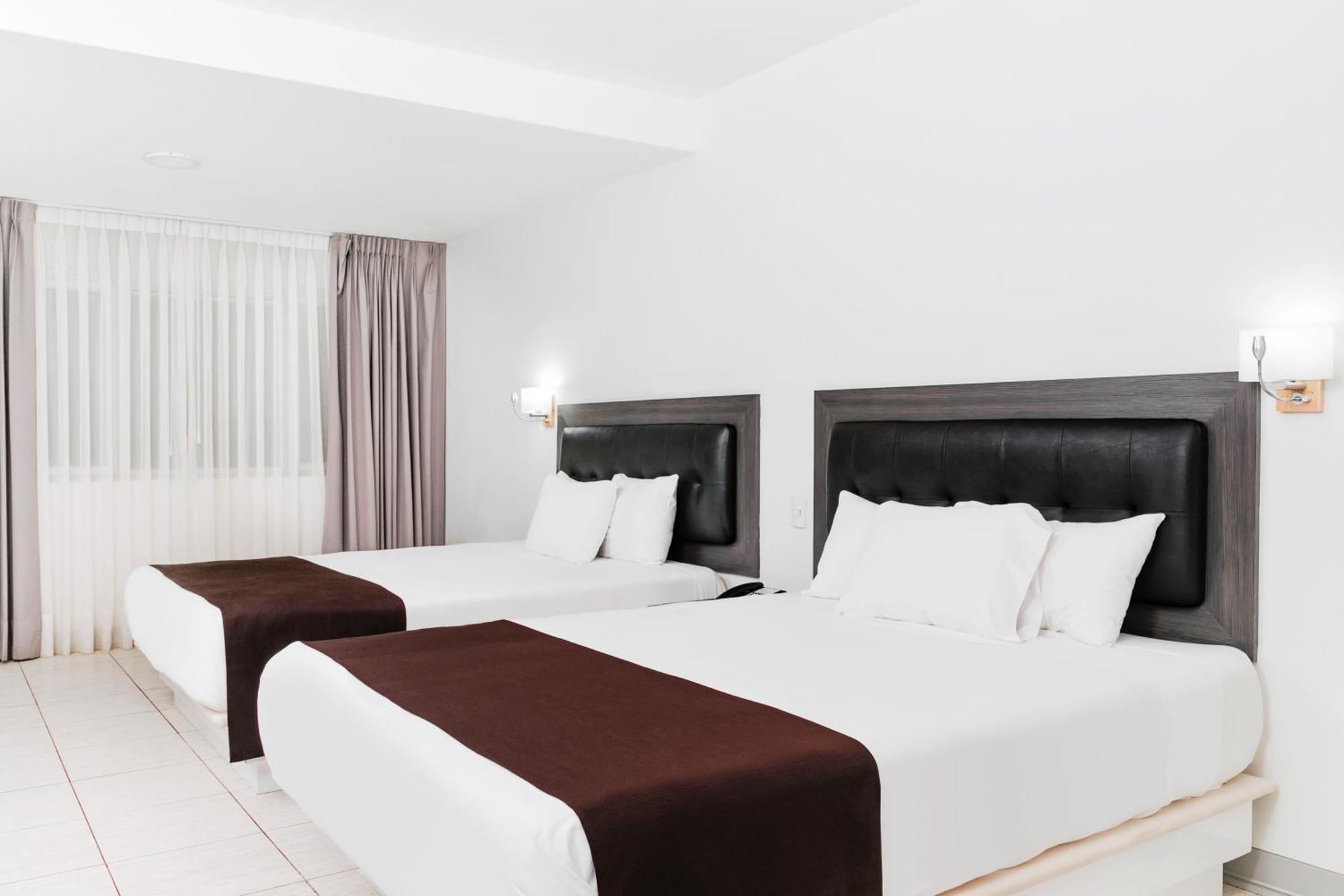 Hotel Wyndham Costa Del Sol Tumbes Extérieur photo